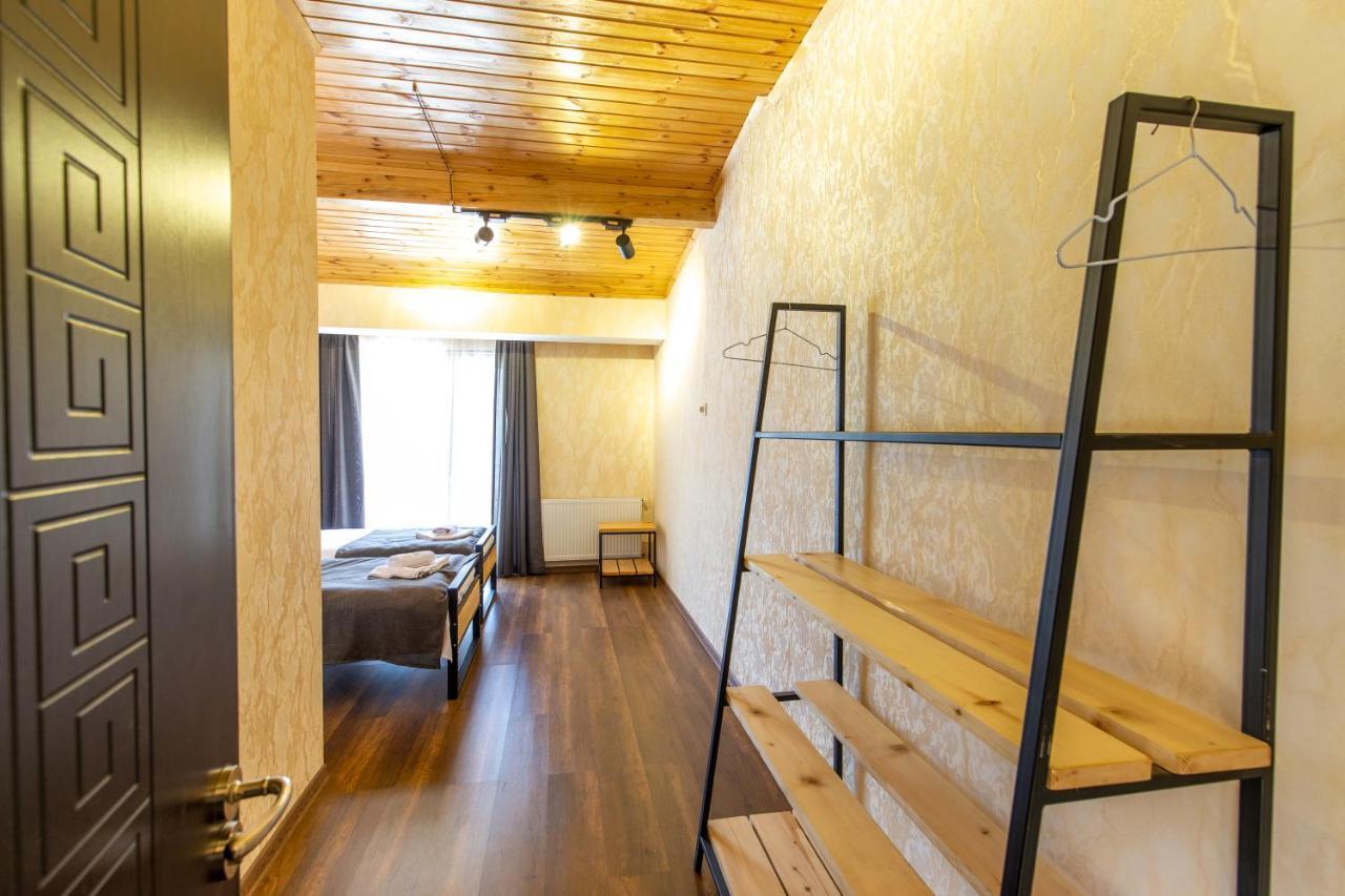 Mestia Hotel Amirani Extérieur photo