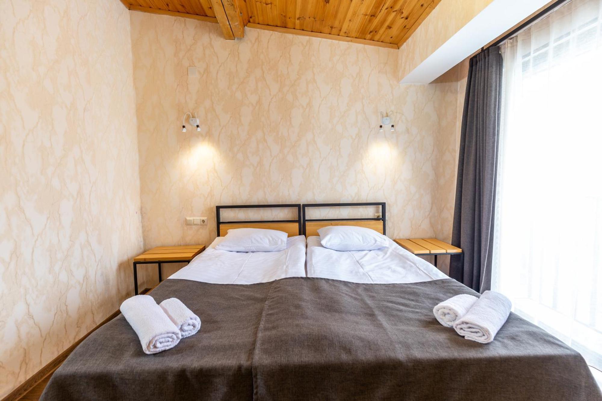 Mestia Hotel Amirani Extérieur photo