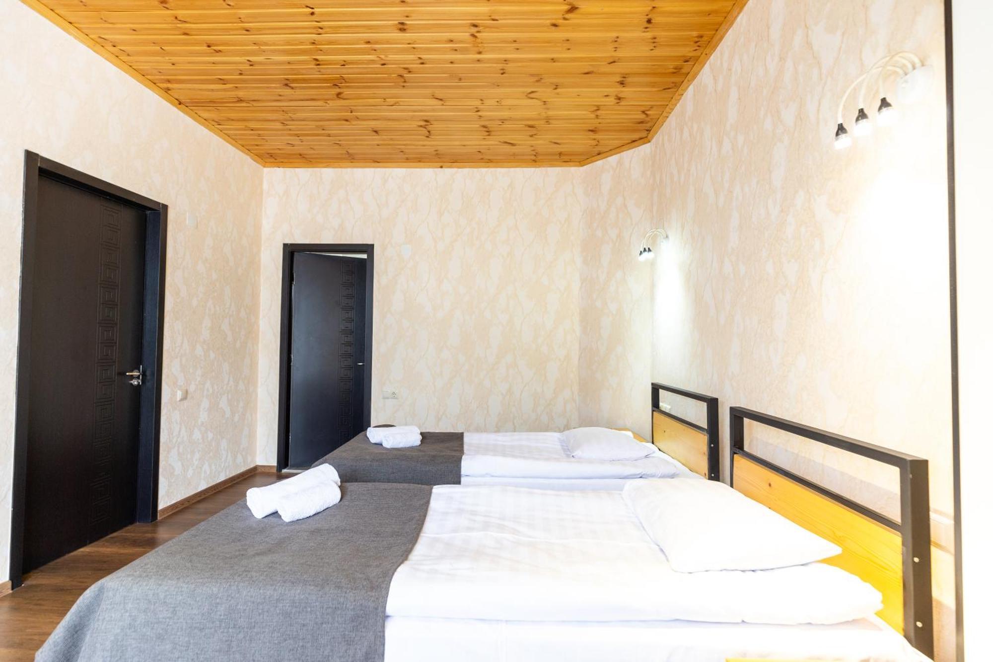 Mestia Hotel Amirani Extérieur photo